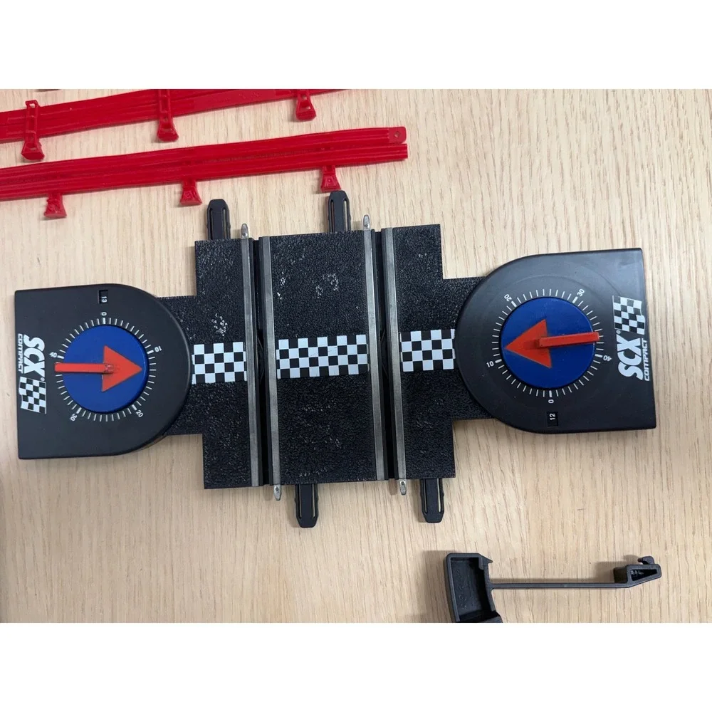 SCX Compact 1:43 Slot Racing Track Set Pieces- see pic for pieces